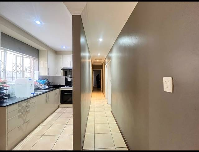 3 BEDROOM TOWNHOUSE FOR SALE IN BENDOR